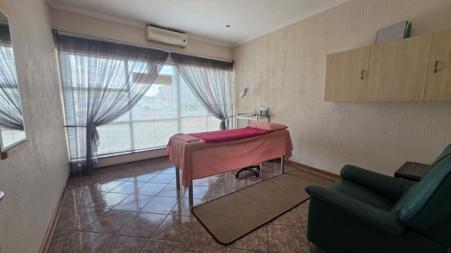 Commercial Property for Sale in Wilkoppies North West